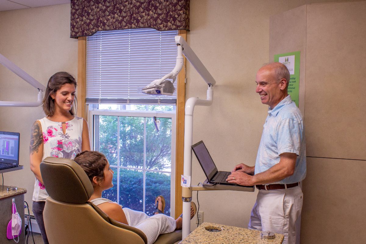 Why You Should Choose An Orthodontist Over DTC Aligners
